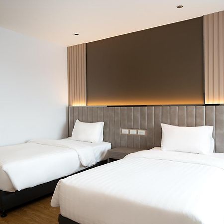 Crystal Srivaree Suvarnabhumi Hotel Ban Khlong Bang Krathiam Экстерьер фото