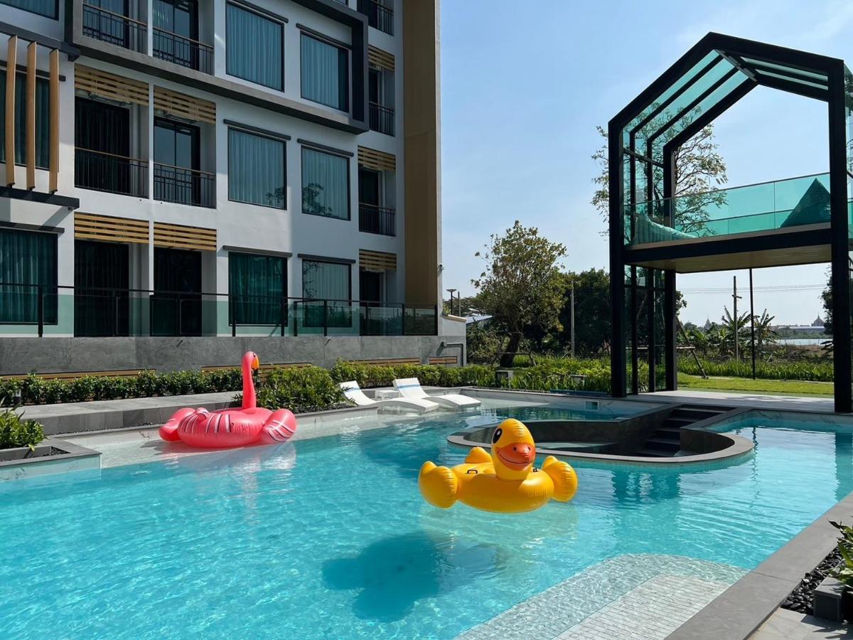 Crystal Srivaree Suvarnabhumi Hotel Ban Khlong Bang Krathiam Экстерьер фото