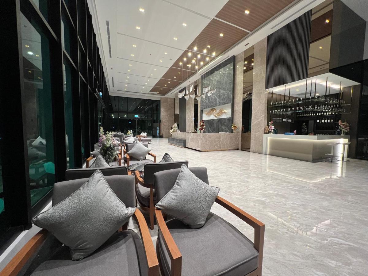 Crystal Srivaree Suvarnabhumi Hotel Ban Khlong Bang Krathiam Экстерьер фото