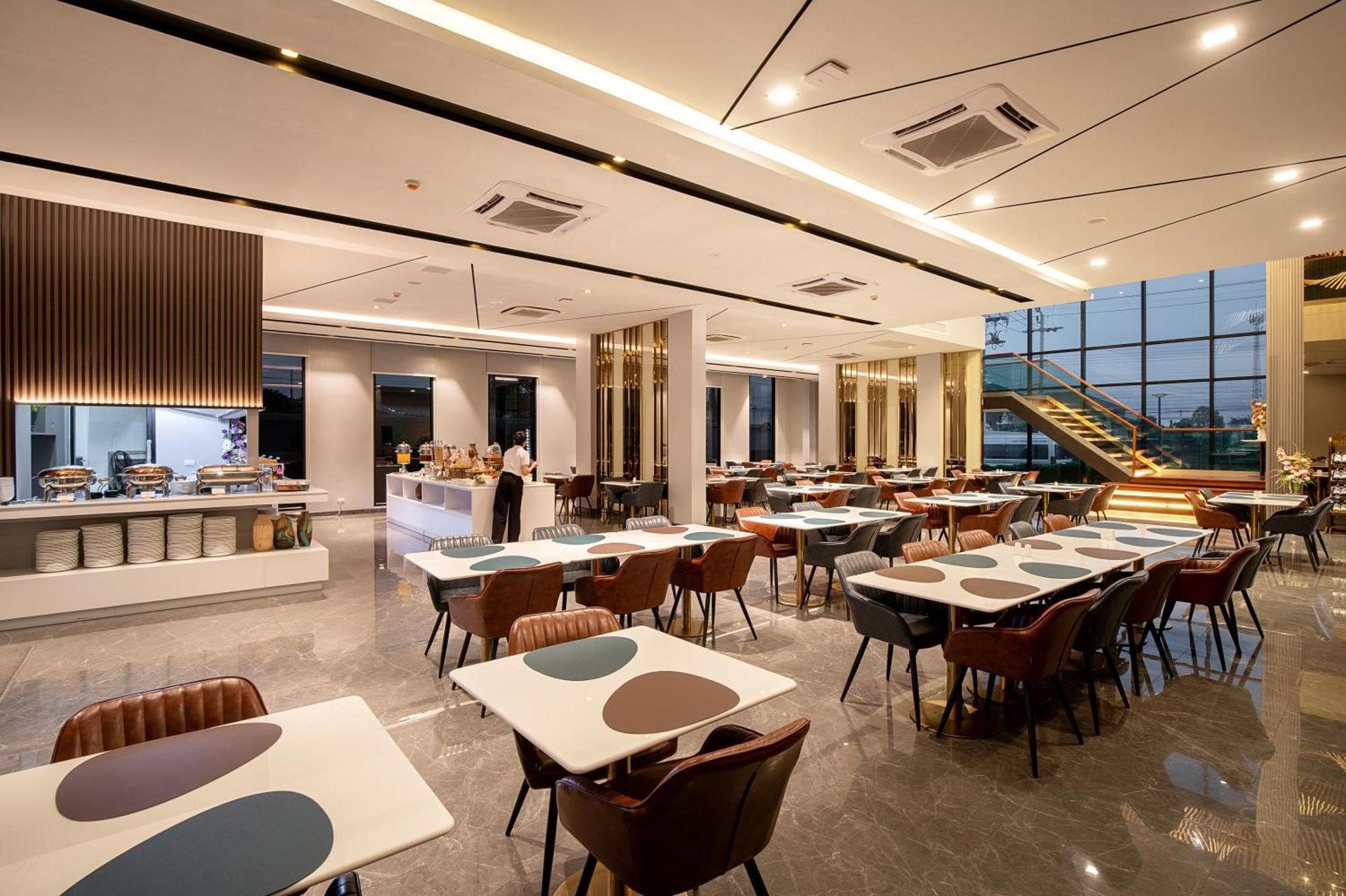 Crystal Srivaree Suvarnabhumi Hotel Ban Khlong Bang Krathiam Экстерьер фото