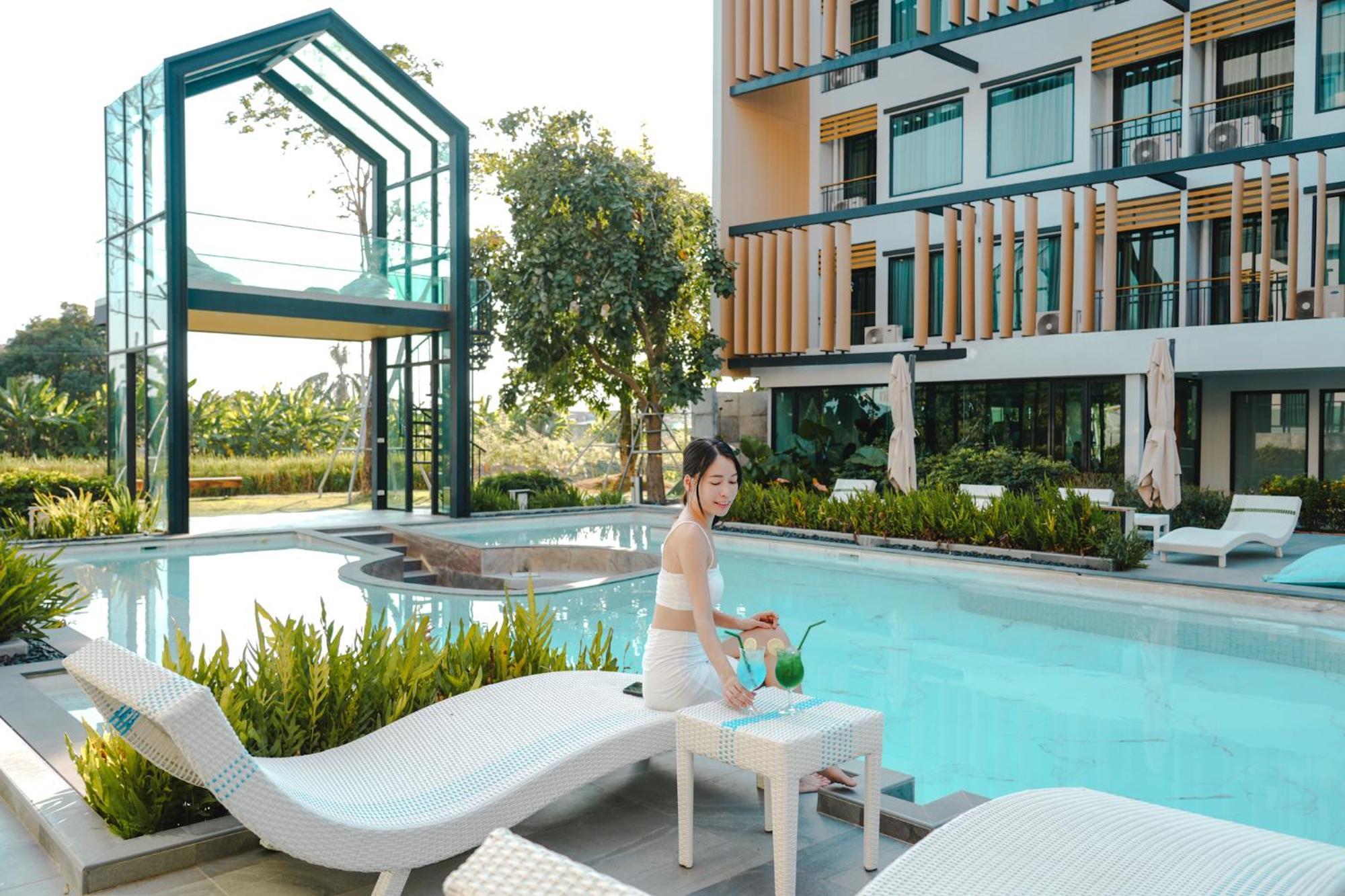 Crystal Srivaree Suvarnabhumi Hotel Ban Khlong Bang Krathiam Экстерьер фото